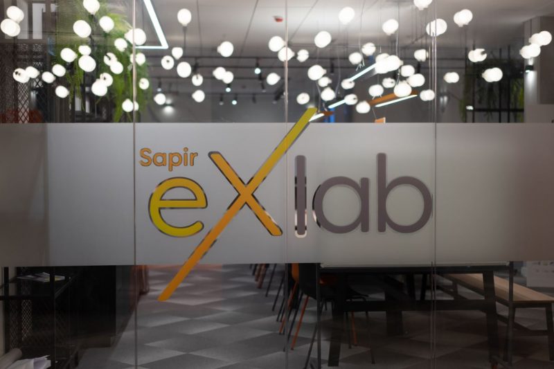 מרחב היזמות והחדשנות “eXlab” ב"המכללה האקדמית ספיר". צילום: רון רחמני.