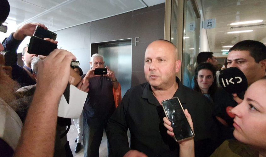 איתמר שמעוני לאחר הכרעת הדין. צילום: עזריאל משה