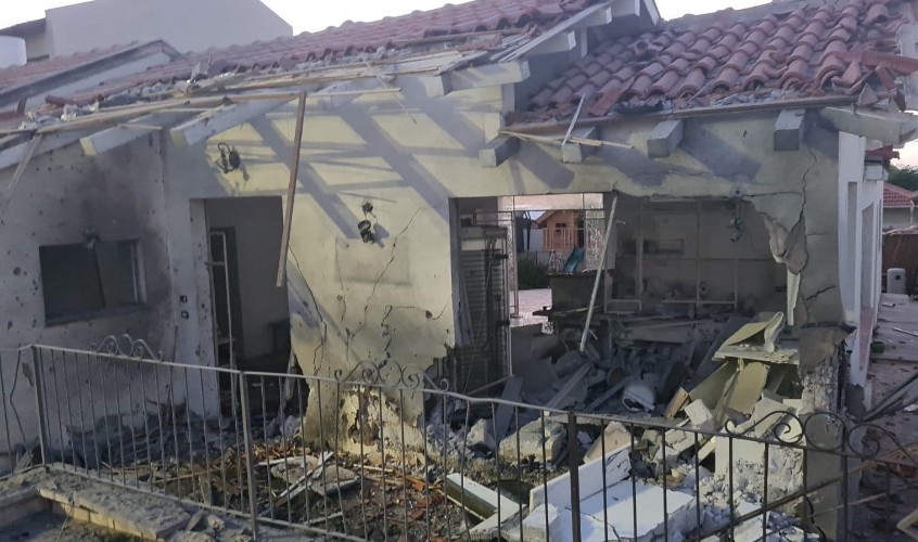 בית שנפגע מרקטה. צילום: דוברות עיריית אשקלון