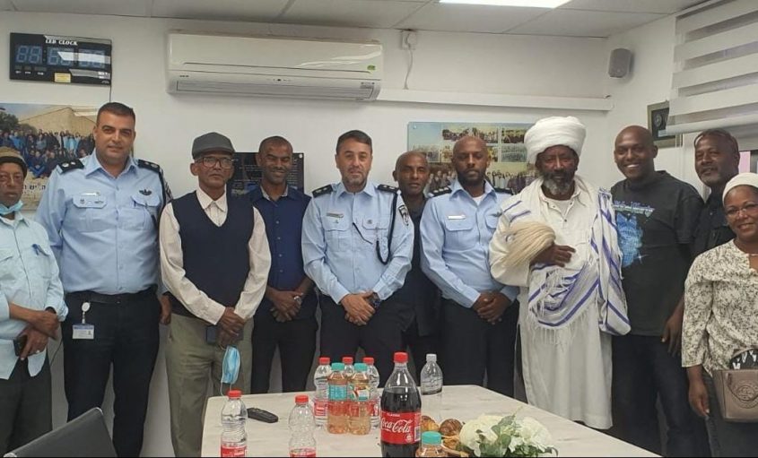 המשתתפים בפגישה. צילום: דוברות המשטרה