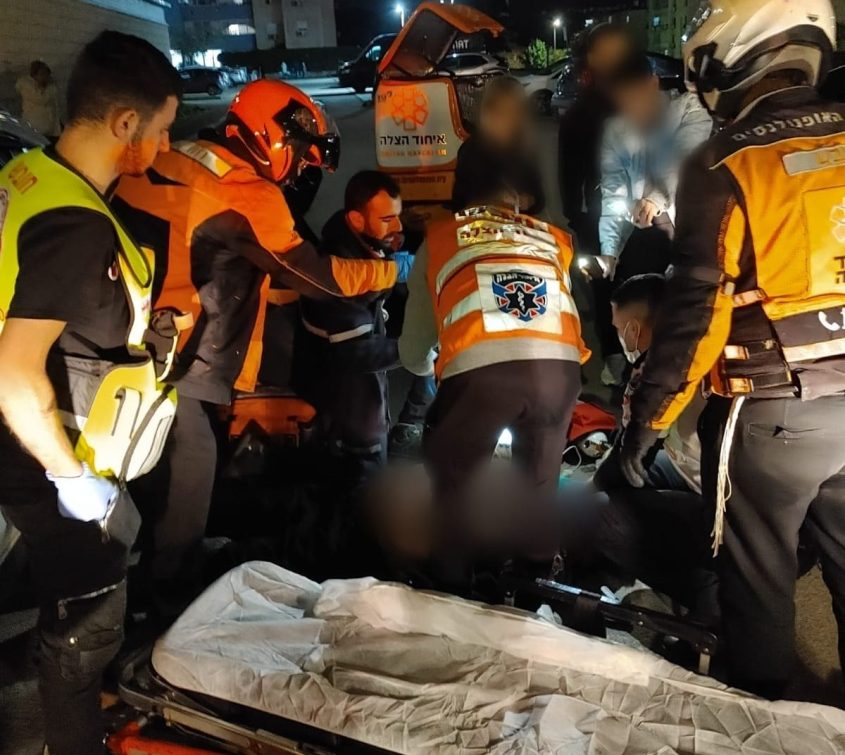זירת האירוע ברחוב ש"י עגנון. צילום: דוברות איחוד הצלה