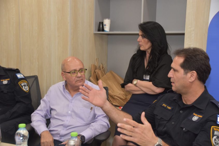 מפגש של סגל הפיקוד הבכיר של מרחב הנגב במשטרת ישראל ואנשי מערך הרפואה במרכז הרפואי ברזילי