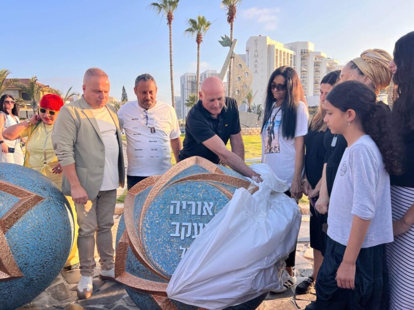 כיכר להנצחת חללי חרבות ברזל. צילום: אלדד עובדיה