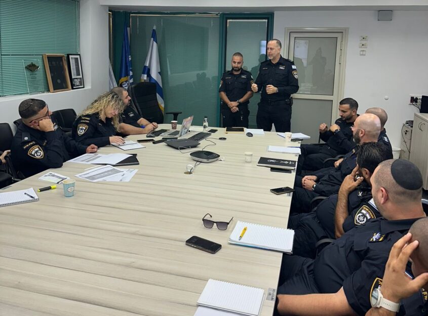 אלעד ז"ל מקבל הוקרה לפני שבועיים