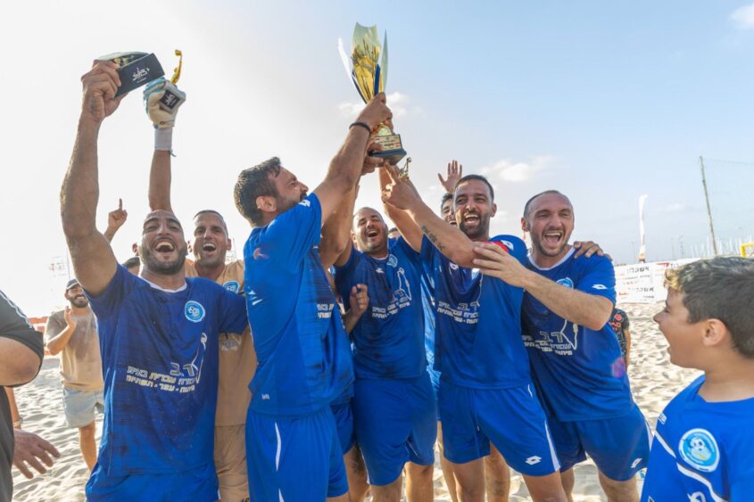 גמר ליגת כדורגל חופים. צילום: סיון מטודי