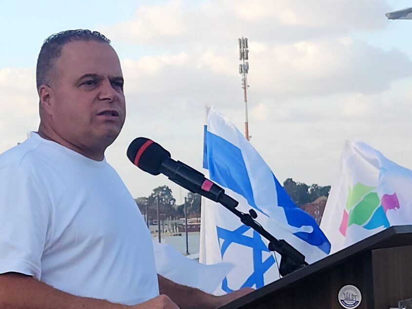 ראש העירייה, תומר גלאם