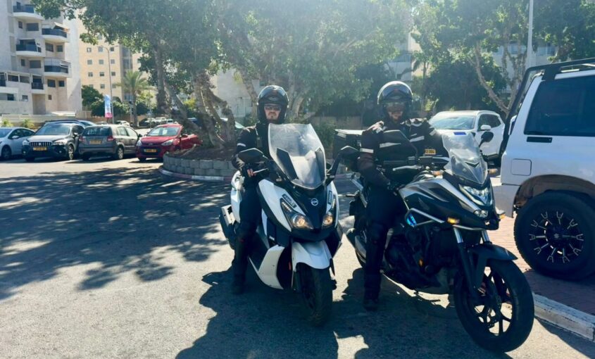 אנשי אבטחה באשקלון. צילום: דוברות עיריית אשקלון
