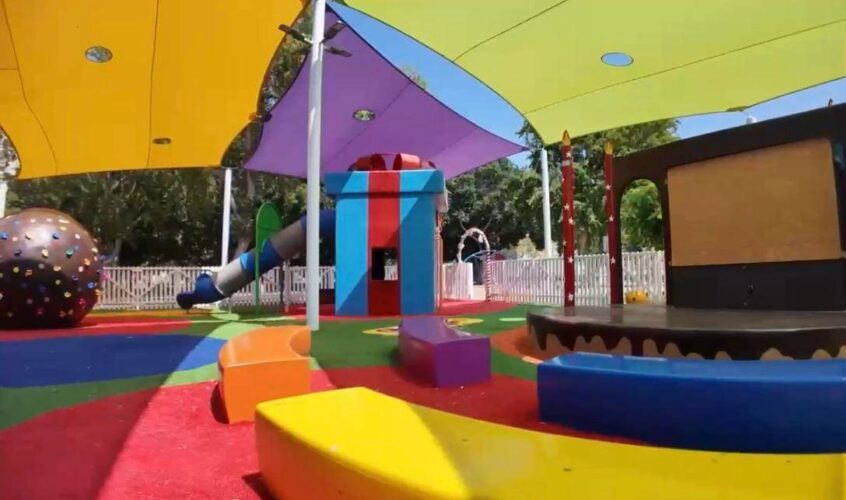 מתחם ימי הולדת בשכונת שמשון. צילום: אשר דיין