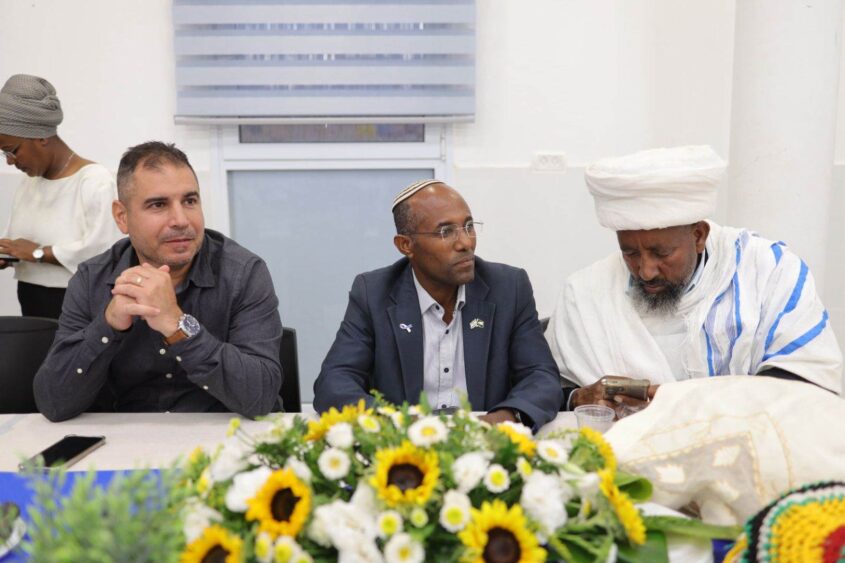 ערב הודיה לשובו של אברה מנגיסטו. צילום: אלדד עובדיה
