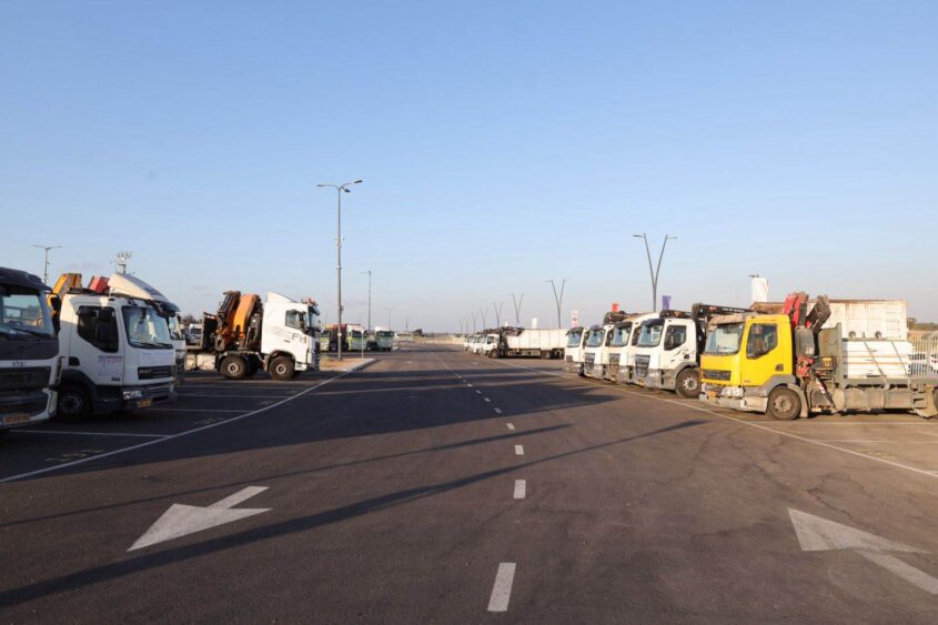 חניון רכב כבד. צילום: אלדד עובדיה