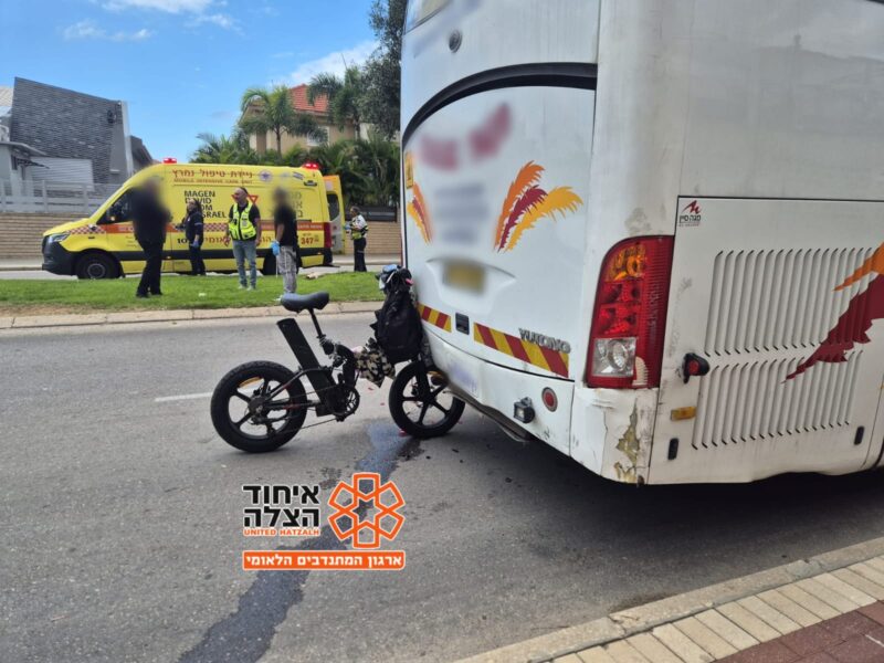זירת התאונה ברחוב בר כוכבא. צילום: איחוד הצלה