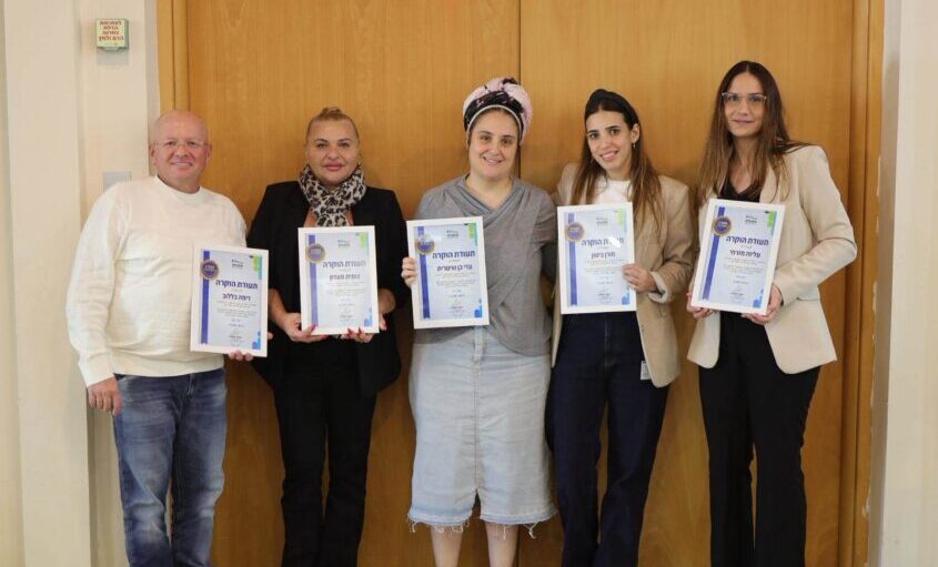 מצטייני השירות בעיריית אשקלון. צילום: אלדד עובדיה