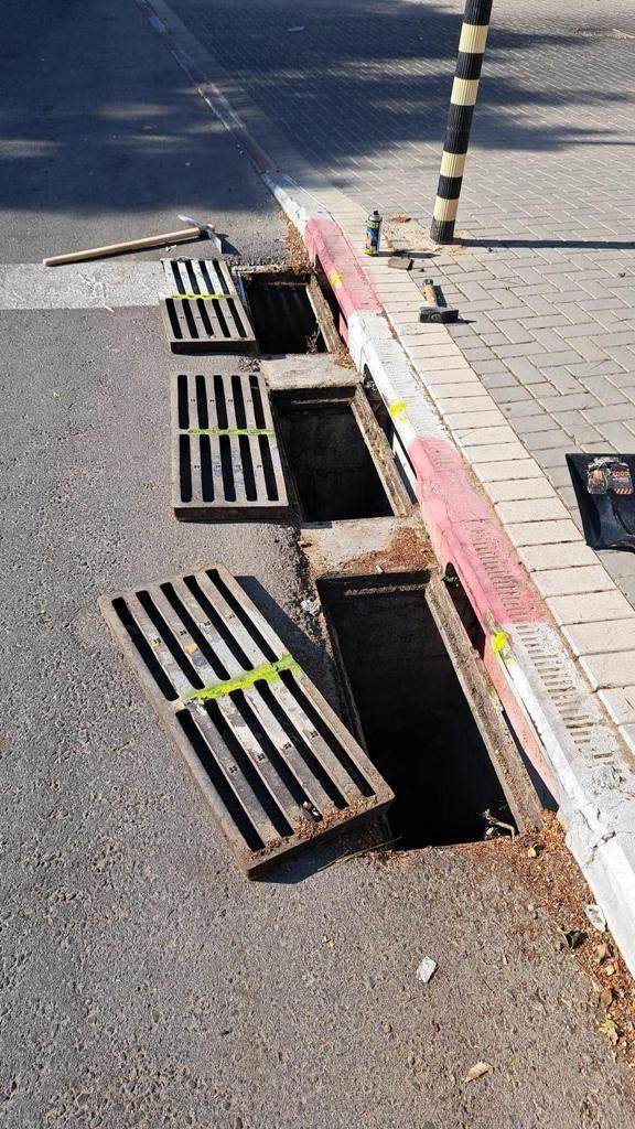 הכנות לקראת הסערה. צילום: דוברות עיריית אשקלון