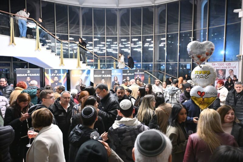במה להצלחה. צילום: אבי אלפסי