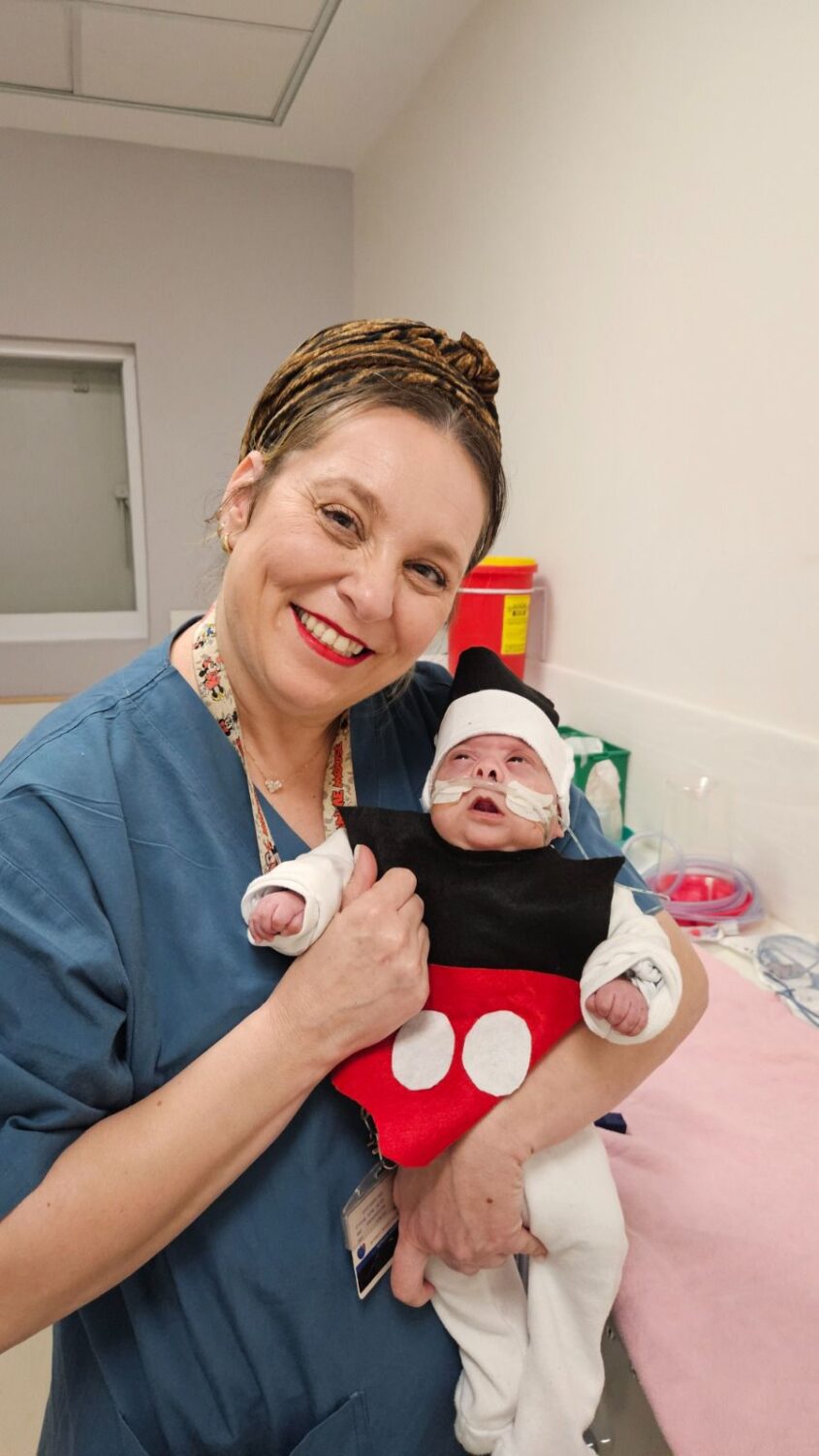 תינוקות מחופשים בפגייה. צילום: דוברות ברזילי