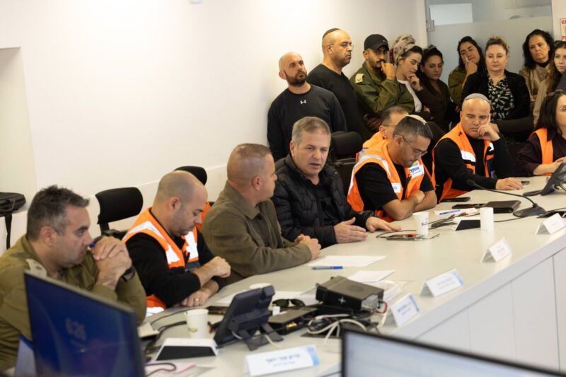 שר החינוך בהערכת מצב באשקלון. צילום: סיון מטודי