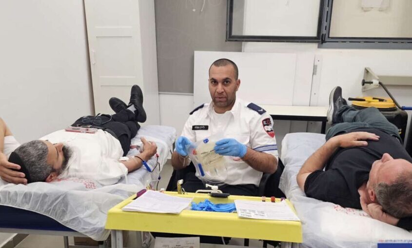 תרומת דם. צילום: דוברות הצלה דרום