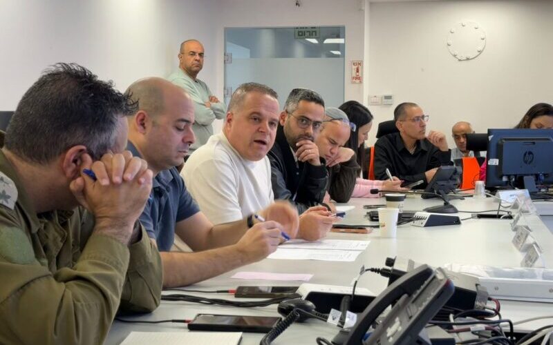 הערכת מצב בעיריית אשקלון. צילום: דוברות עיריית אשקלון