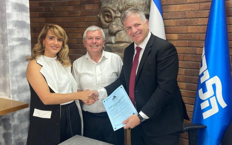 חוטובלי וחג'ג' וישניה עם השר יואב קיש