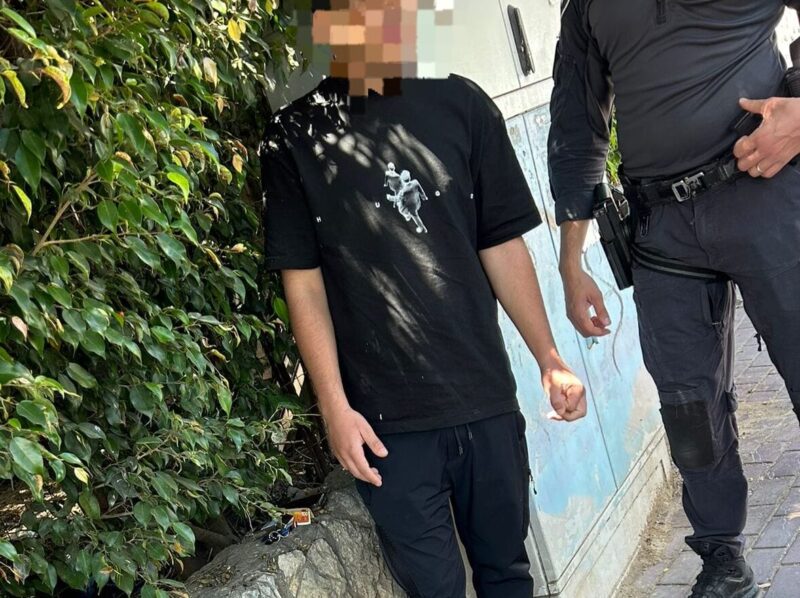 הקטין שנתפס. צילום: דוברות המשטרה