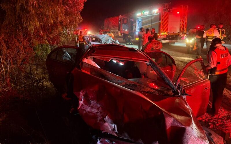 זירת התאונה הקשה ליד כוכב מיכאל. צילום: מד"א