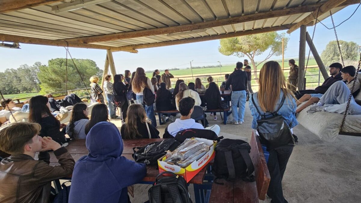 עידוד שירות משמעותי. צילום: צוותי החינוך
