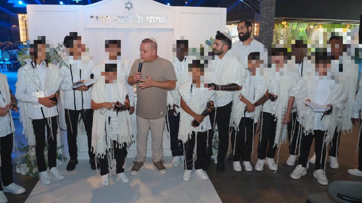 בר מצווה קהילתית. צילום: דוד יפת אולפני צילום אשקלון